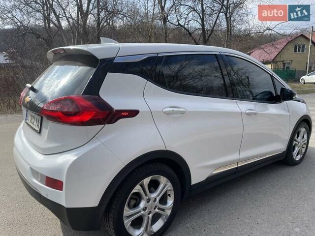 Белый Шевроле Bolt EV, объемом двигателя 0 л и пробегом 260 тыс. км за 14900 $, фото 7 на Automoto.ua