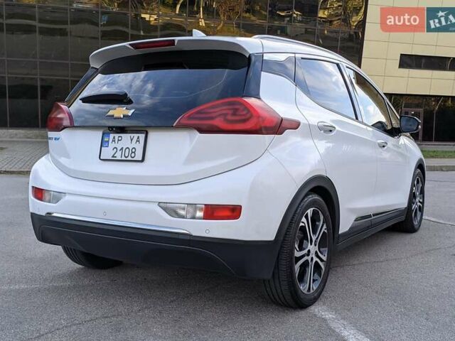 Белый Шевроле Bolt EV, объемом двигателя 0 л и пробегом 140 тыс. км за 14300 $, фото 4 на Automoto.ua