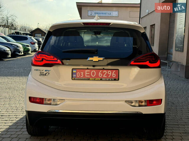 Белый Шевроле Bolt EV, объемом двигателя 0 л и пробегом 155 тыс. км за 13400 $, фото 10 на Automoto.ua