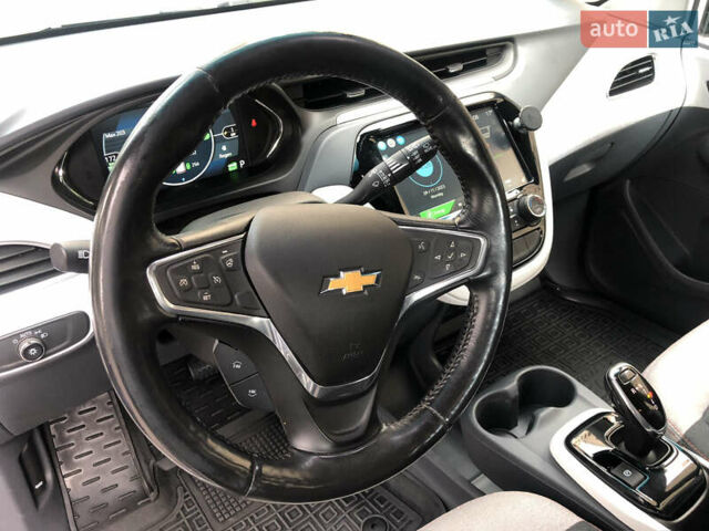 Белый Шевроле Bolt EV, объемом двигателя 0 л и пробегом 159 тыс. км за 13000 $, фото 32 на Automoto.ua