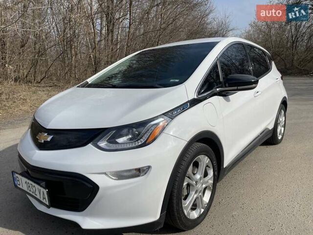 Белый Шевроле Bolt EV, объемом двигателя 0 л и пробегом 260 тыс. км за 14900 $, фото 6 на Automoto.ua