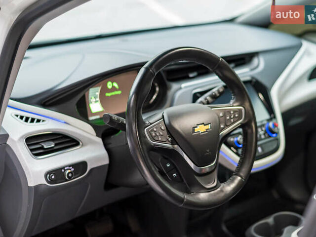Білий Шевроле Bolt EV, об'ємом двигуна 0 л та пробігом 135 тис. км за 14300 $, фото 16 на Automoto.ua