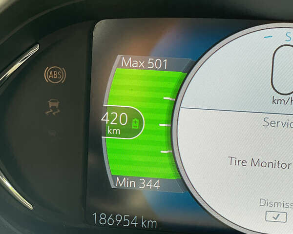 Белый Шевроле Bolt EV, объемом двигателя 0 л и пробегом 187 тыс. км за 14200 $, фото 12 на Automoto.ua