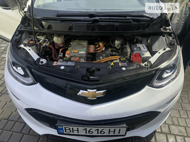 Білий Шевроле Bolt EV, об'ємом двигуна 0 л та пробігом 155 тис. км за 20000 $, фото 20 на Automoto.ua