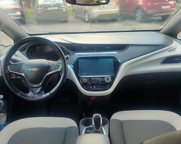 Білий Шевроле Bolt EV, об'ємом двигуна 0 л та пробігом 253 тис. км за 12200 $, фото 4 на Automoto.ua