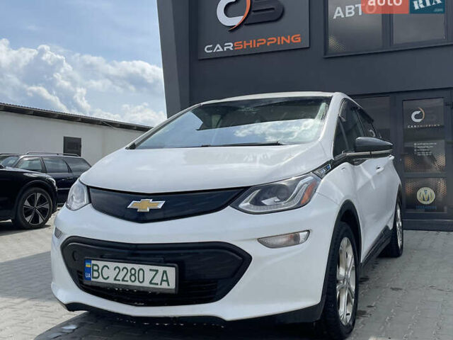 Белый Шевроле Bolt EV, объемом двигателя 0 л и пробегом 170 тыс. км за 13799 $, фото 1 на Automoto.ua