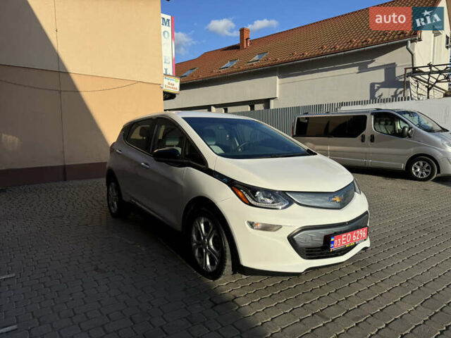 Белый Шевроле Bolt EV, объемом двигателя 0 л и пробегом 155 тыс. км за 13000 $, фото 7 на Automoto.ua