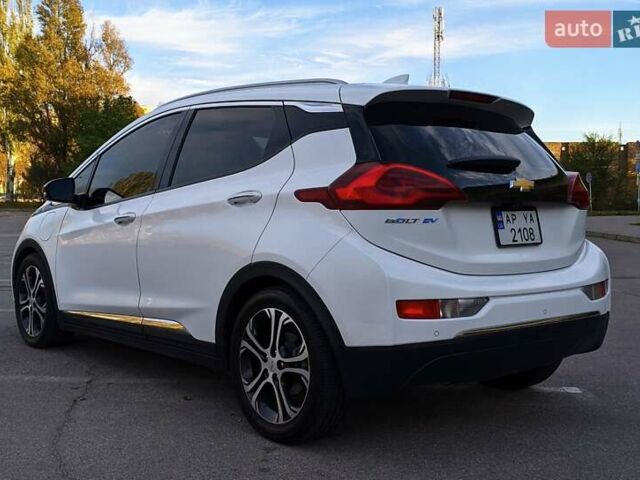 Белый Шевроле Bolt EV, объемом двигателя 0 л и пробегом 140 тыс. км за 14300 $, фото 2 на Automoto.ua