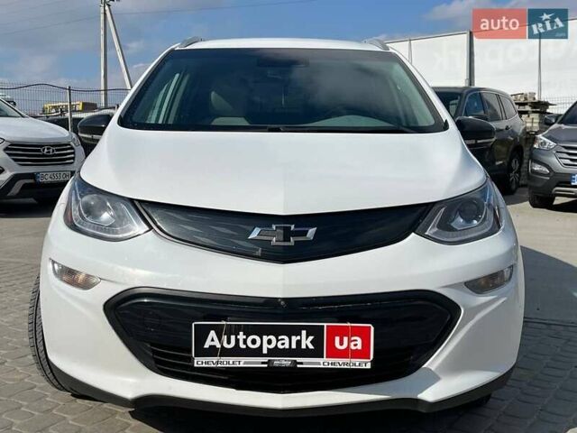 Белый Шевроле Bolt EV, объемом двигателя 0 л и пробегом 219 тыс. км за 12800 $, фото 1 на Automoto.ua