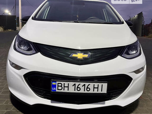 Белый Шевроле Bolt EV, объемом двигателя 0 л и пробегом 155 тыс. км за 20000 $, фото 5 на Automoto.ua