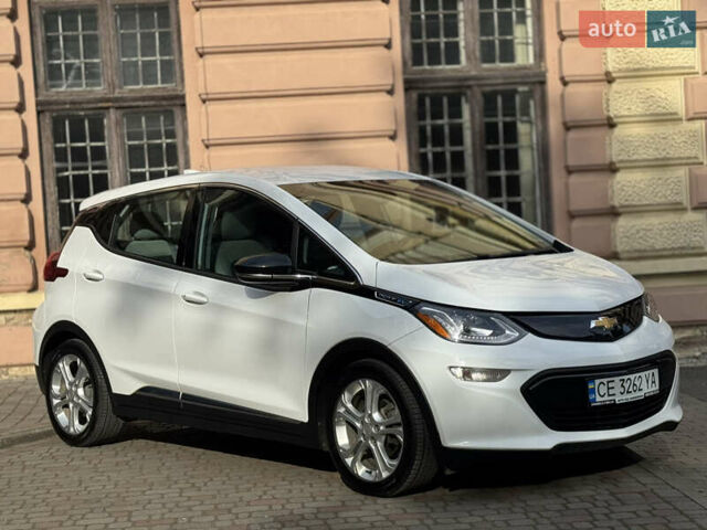 Белый Шевроле Bolt EV, объемом двигателя 0 л и пробегом 154 тыс. км за 13900 $, фото 2 на Automoto.ua