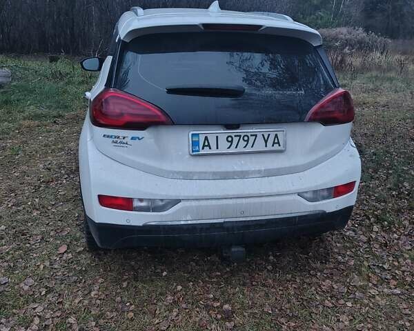 Білий Шевроле Bolt EV, об'ємом двигуна 0 л та пробігом 190 тис. км за 10500 $, фото 2 на Automoto.ua