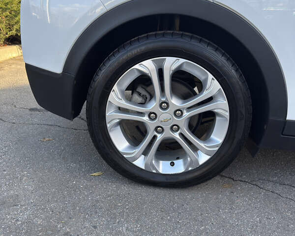 Білий Шевроле Bolt EV, об'ємом двигуна 0 л та пробігом 118 тис. км за 14300 $, фото 7 на Automoto.ua
