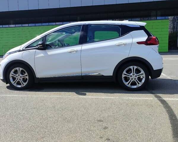 Білий Шевроле Bolt EV, об'ємом двигуна 0 л та пробігом 253 тис. км за 12200 $, фото 8 на Automoto.ua
