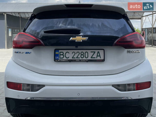Белый Шевроле Bolt EV, объемом двигателя 0 л и пробегом 170 тыс. км за 13799 $, фото 7 на Automoto.ua