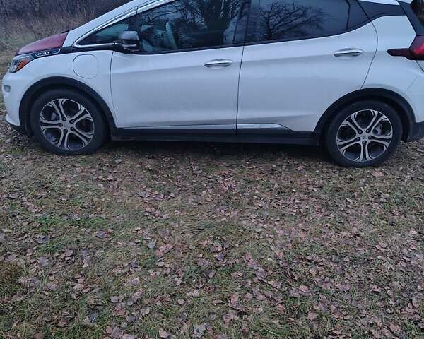 Білий Шевроле Bolt EV, об'ємом двигуна 0 л та пробігом 190 тис. км за 10500 $, фото 3 на Automoto.ua