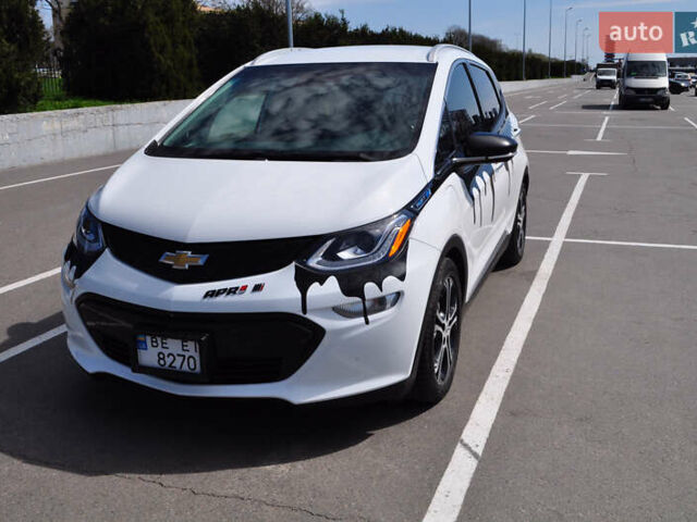 Белый Шевроле Bolt EV, объемом двигателя 0 л и пробегом 115 тыс. км за 18000 $, фото 6 на Automoto.ua