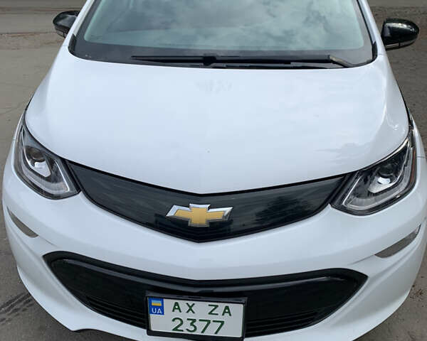 Белый Шевроле Bolt EV, объемом двигателя 0 л и пробегом 84 тыс. км за 16500 $, фото 7 на Automoto.ua