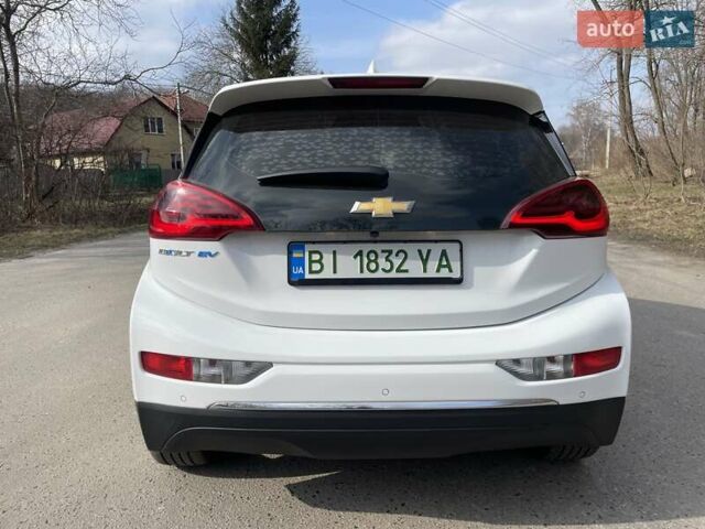 Белый Шевроле Bolt EV, объемом двигателя 0 л и пробегом 260 тыс. км за 14900 $, фото 3 на Automoto.ua