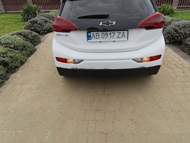 Белый Шевроле Bolt EV, объемом двигателя 0 л и пробегом 257 тыс. км за 12500 $, фото 8 на Automoto.ua