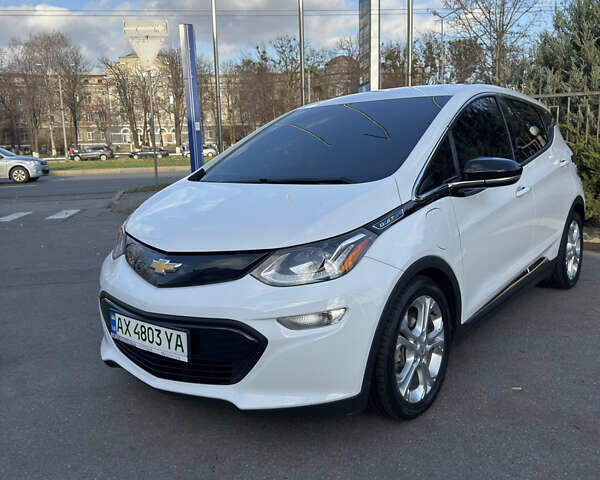 Білий Шевроле Bolt EV, об'ємом двигуна 0 л та пробігом 118 тис. км за 14300 $, фото 2 на Automoto.ua