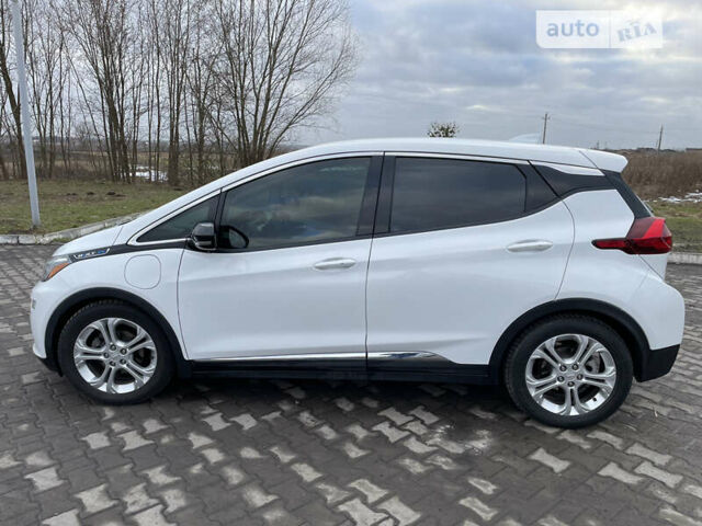 Белый Шевроле Bolt EV, объемом двигателя 0 л и пробегом 200 тыс. км за 15400 $, фото 10 на Automoto.ua