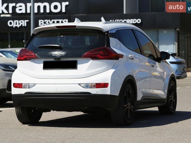 Белый Шевроле Bolt EV, объемом двигателя 0 л и пробегом 72 тыс. км за 13500 $, фото 6 на Automoto.ua