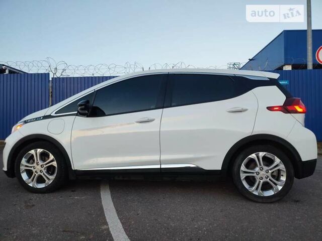 Білий Шевроле Bolt EV, об'ємом двигуна 0 л та пробігом 119 тис. км за 15999 $, фото 9 на Automoto.ua