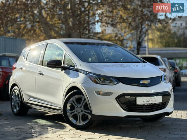 Шевроле Bolt EV 2018 в Одессе на Automoto.ua Белый Шевроле Bolt EV, объемом двигателя 0 л и пробегом 43 тыс. км за 17500 $, фото 15 на Automoto.ua