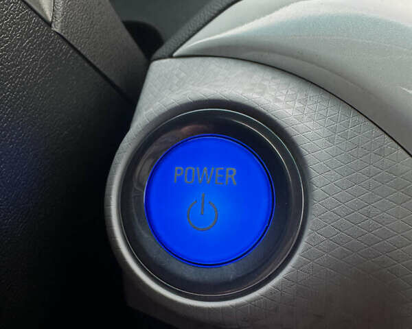 Шевроле Bolt EV 2018 в Буче на Automoto.ua Белый Шевроле Bolt EV, объемом двигателя 0 л и пробегом 30 тыс. км за 16800 $, фото 37 на Automoto.ua