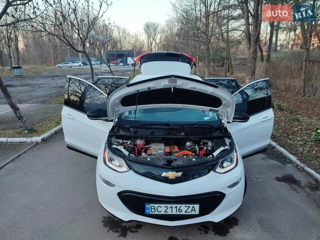 Белый Шевроле Bolt EV, объемом двигателя 0 л и пробегом 122 тыс. км за 13199 $, фото 11 на Automoto.ua