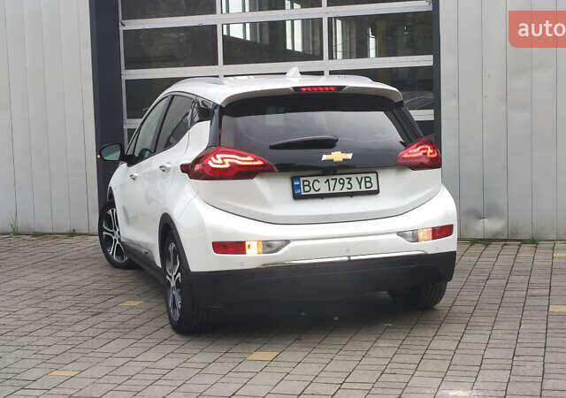 Белый Шевроле Bolt EV, объемом двигателя 0 л и пробегом 230 тыс. км за 12900 $, фото 19 на Automoto.ua