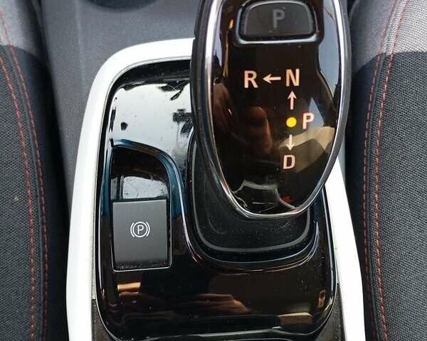 Білий Шевроле Bolt EV, об'ємом двигуна 0 л та пробігом 154 тис. км за 13800 $, фото 3 на Automoto.ua