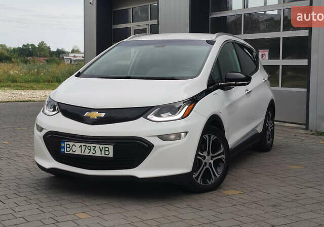 Белый Шевроле Bolt EV, объемом двигателя 0 л и пробегом 230 тыс. км за 12900 $, фото 11 на Automoto.ua