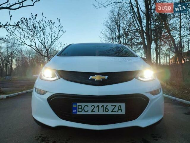Белый Шевроле Bolt EV, объемом двигателя 0 л и пробегом 122 тыс. км за 13199 $, фото 19 на Automoto.ua