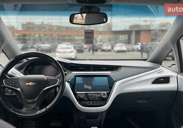 Білий Шевроле Bolt EV, об'ємом двигуна 0 л та пробігом 47 тис. км за 17500 $, фото 11 на Automoto.ua
