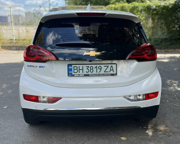 Білий Шевроле Bolt EV, об'ємом двигуна 0 л та пробігом 132 тис. км за 14200 $, фото 10 на Automoto.ua
