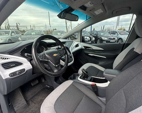 Шевроле Bolt EV 2018 в Буче на Automoto.ua Белый Шевроле Bolt EV, объемом двигателя 0 л и пробегом 30 тыс. км за 16800 $, фото 20 на Automoto.ua