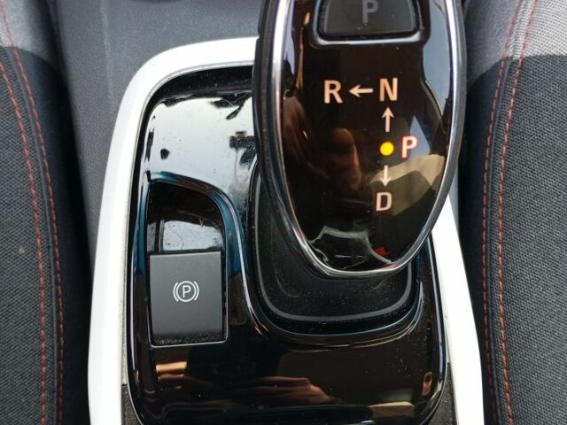 Белый Шевроле Bolt EV, объемом двигателя 0 л и пробегом 154 тыс. км за 13800 $, фото 5 на Automoto.ua