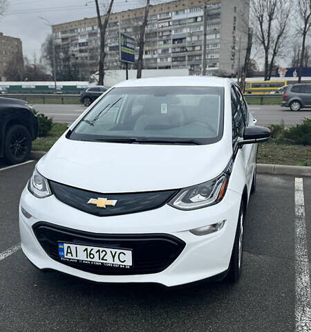 Білий Шевроле Bolt EV, об'ємом двигуна 0 л та пробігом 47 тис. км за 17500 $, фото 2 на Automoto.ua