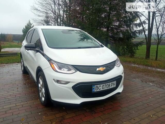 Белый Шевроле Bolt EV, объемом двигателя 0 л и пробегом 83 тыс. км за 16000 $, фото 6 на Automoto.ua