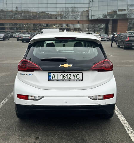 Білий Шевроле Bolt EV, об'ємом двигуна 0 л та пробігом 47 тис. км за 17500 $, фото 7 на Automoto.ua