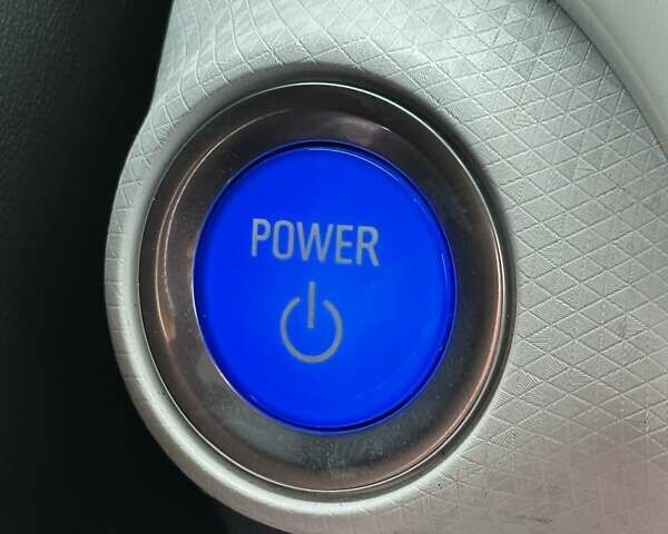 Білий Шевроле Bolt EV, об'ємом двигуна 0 л та пробігом 30 тис. км за 16800 $, фото 31 на Automoto.ua