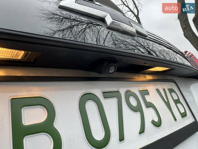 Белый Шевроле Bolt EV, объемом двигателя 0 л и пробегом 146 тыс. км за 13700 $, фото 28 на Automoto.ua