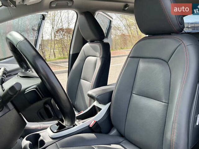 Белый Шевроле Bolt EV, объемом двигателя 0 л и пробегом 51 тыс. км за 13600 $, фото 3 на Automoto.ua