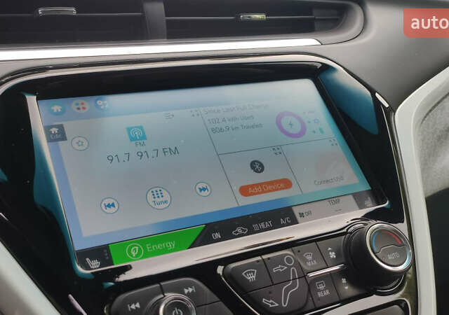 Белый Шевроле Bolt EV, объемом двигателя 0 л и пробегом 230 тыс. км за 12900 $, фото 64 на Automoto.ua