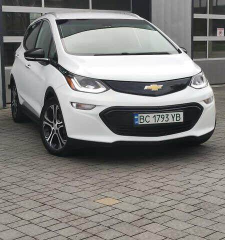 Белый Шевроле Bolt EV, объемом двигателя 0 л и пробегом 230 тыс. км за 12900 $, фото 22 на Automoto.ua