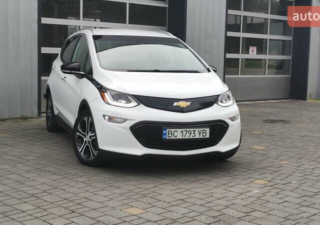 Белый Шевроле Bolt EV, объемом двигателя 0 л и пробегом 230 тыс. км за 12900 $, фото 7 на Automoto.ua