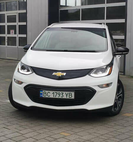 Белый Шевроле Bolt EV, объемом двигателя 0 л и пробегом 230 тыс. км за 12900 $, фото 13 на Automoto.ua