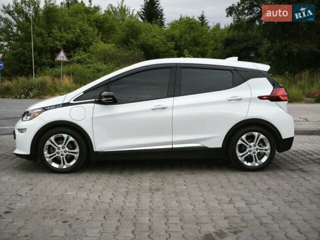 Белый Шевроле Bolt EV, объемом двигателя 0 л и пробегом 124 тыс. км за 14500 $, фото 7 на Automoto.ua